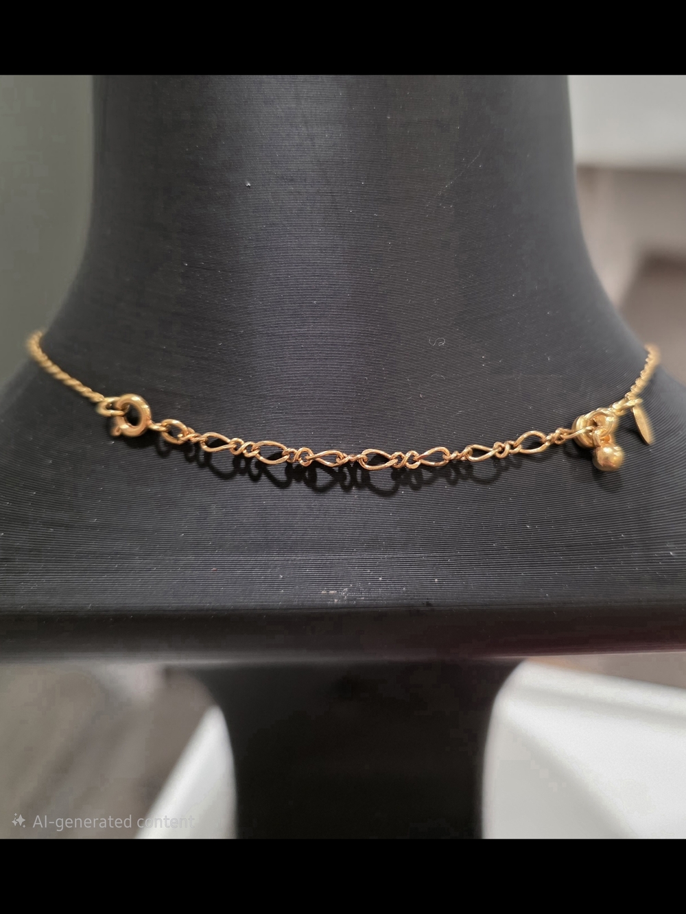 Avon Gold-Tone Necklace with Clear Round Stone - Picture 4 of 6